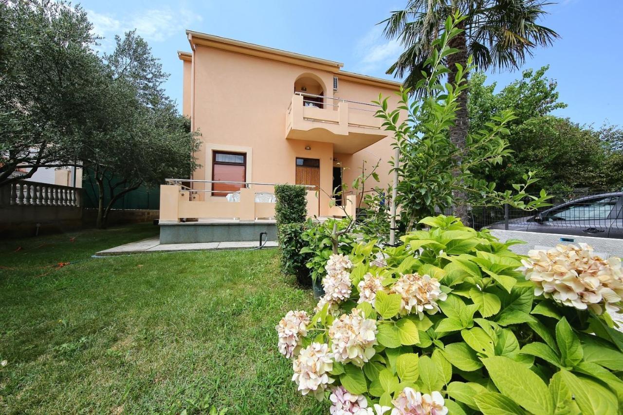 Apartments By The Sea Sukosan, Zadar - 6229 Exterior photo